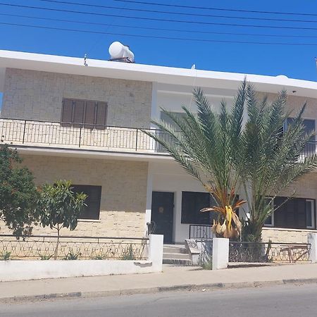 Secret Garden Guest House 02 Famagusta  Exterior photo